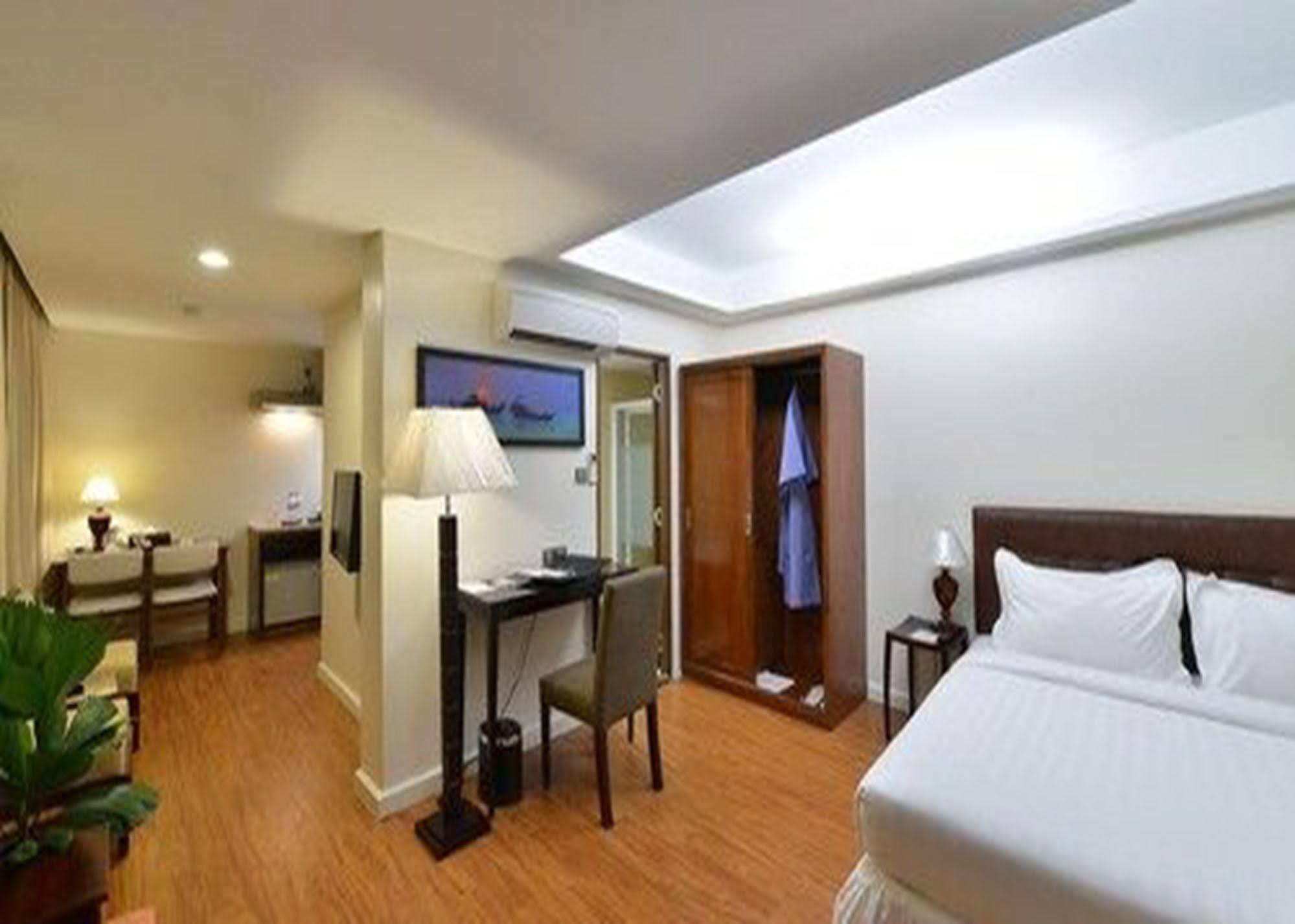 Cherry Hills Hotel Rangun Zewnętrze zdjęcie